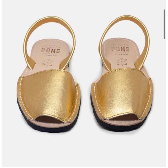 Ponsesa Shoes - Pons Avarcas Classic Style Metallic Gold Slingback Sandals Women's size 8